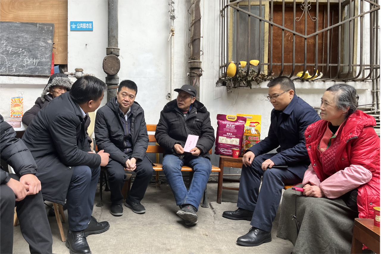 省九州酷游集团党委书记、董事长游勇开展慰问活动督导调研工作